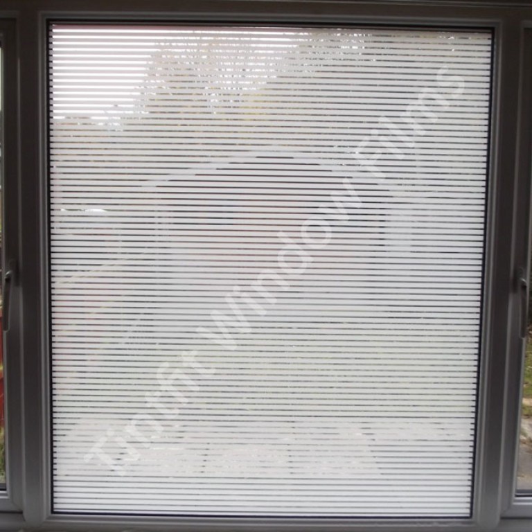 White 10mm Lines Window Film