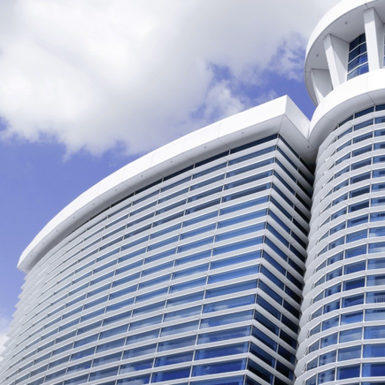 External Dark Reflective Blue 20 Window Film