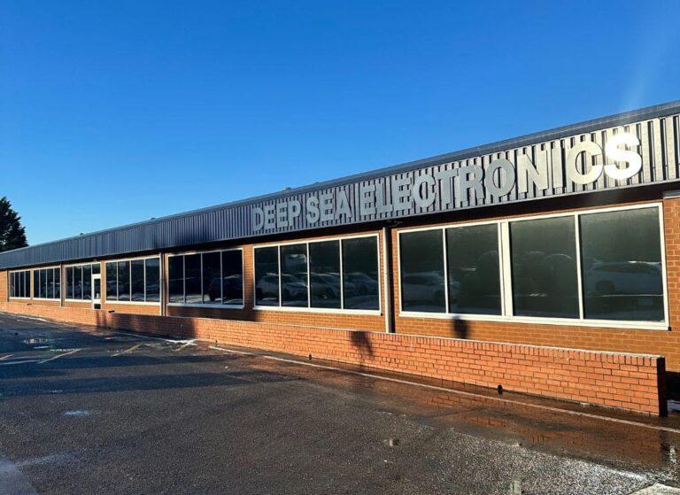 Window tinting at Deep Sea Electronic