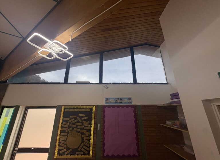 Reducing Office Glare with Reflective Silver 05 Window Film